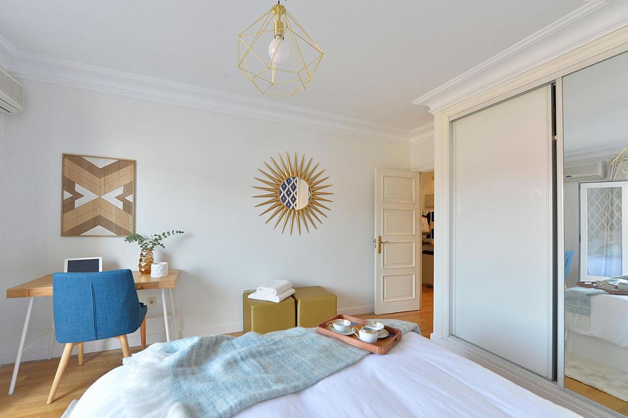 Homeabout Puerta Del Sol Premium Madrid Exterior photo